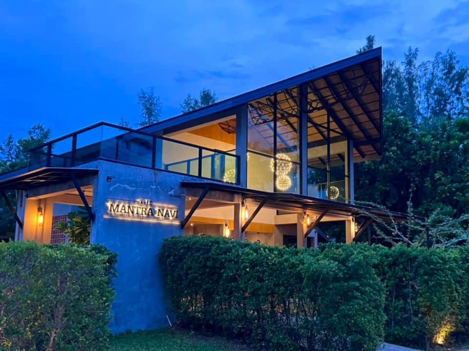 The Mantra Navi Hotel Koh Lanta Exterior photo